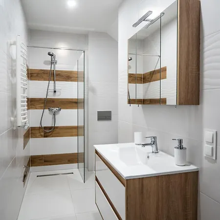 Zielone Wzgorza 3* Chojnice