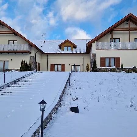 Couette-café Zielone Wzgorza 3*