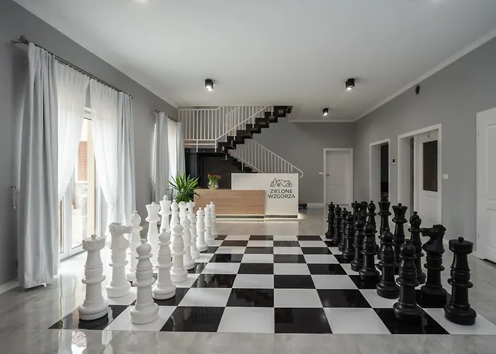 Zielone Wzgorza فندق مبيت وإفطار خوينيتسا